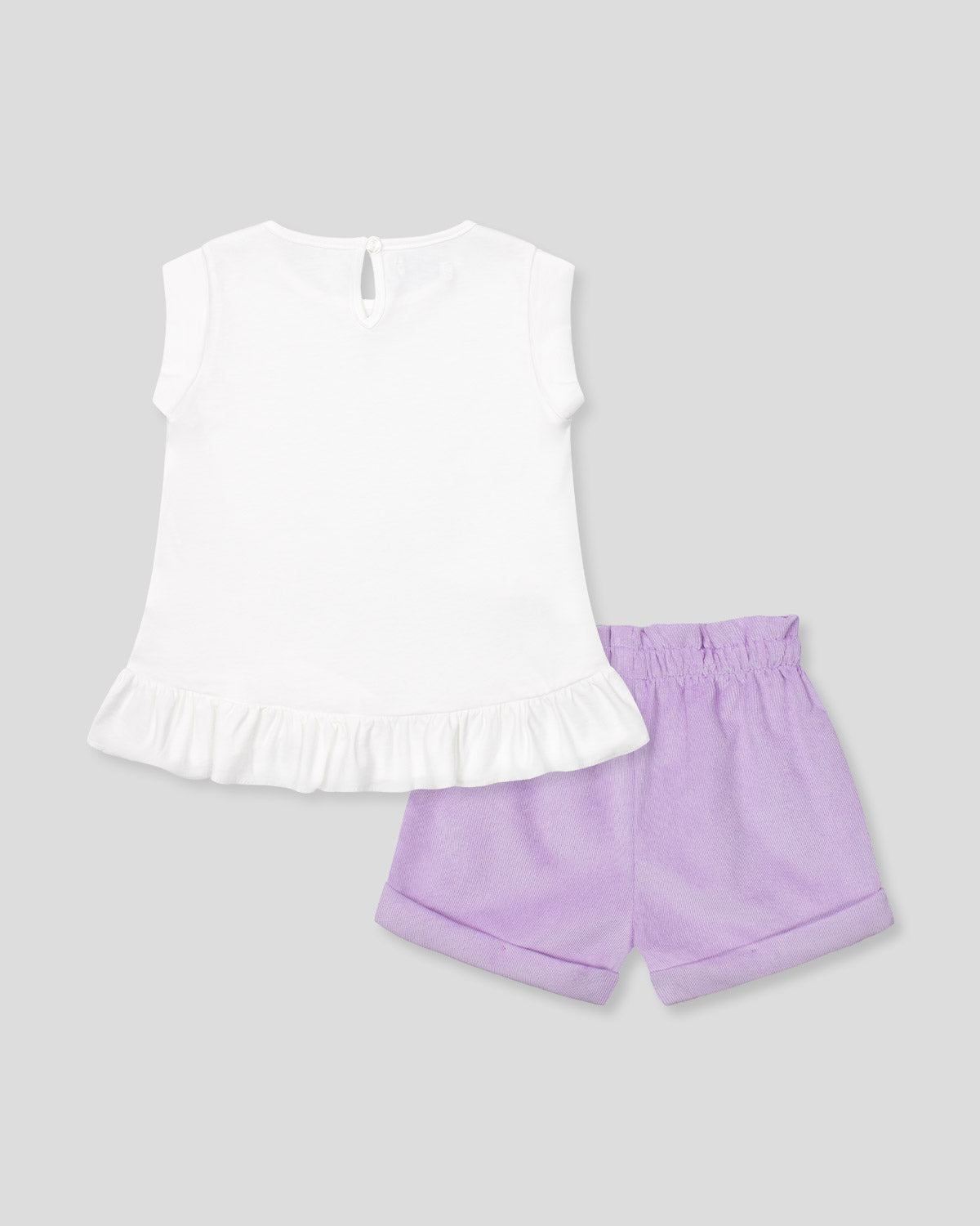 Conjunto blusa blanca sin mangas con aplique de flor y short lila para bebé niña