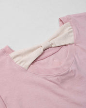 Conjunto blusa rosa con estampado de flor y short en lino para bebé niña