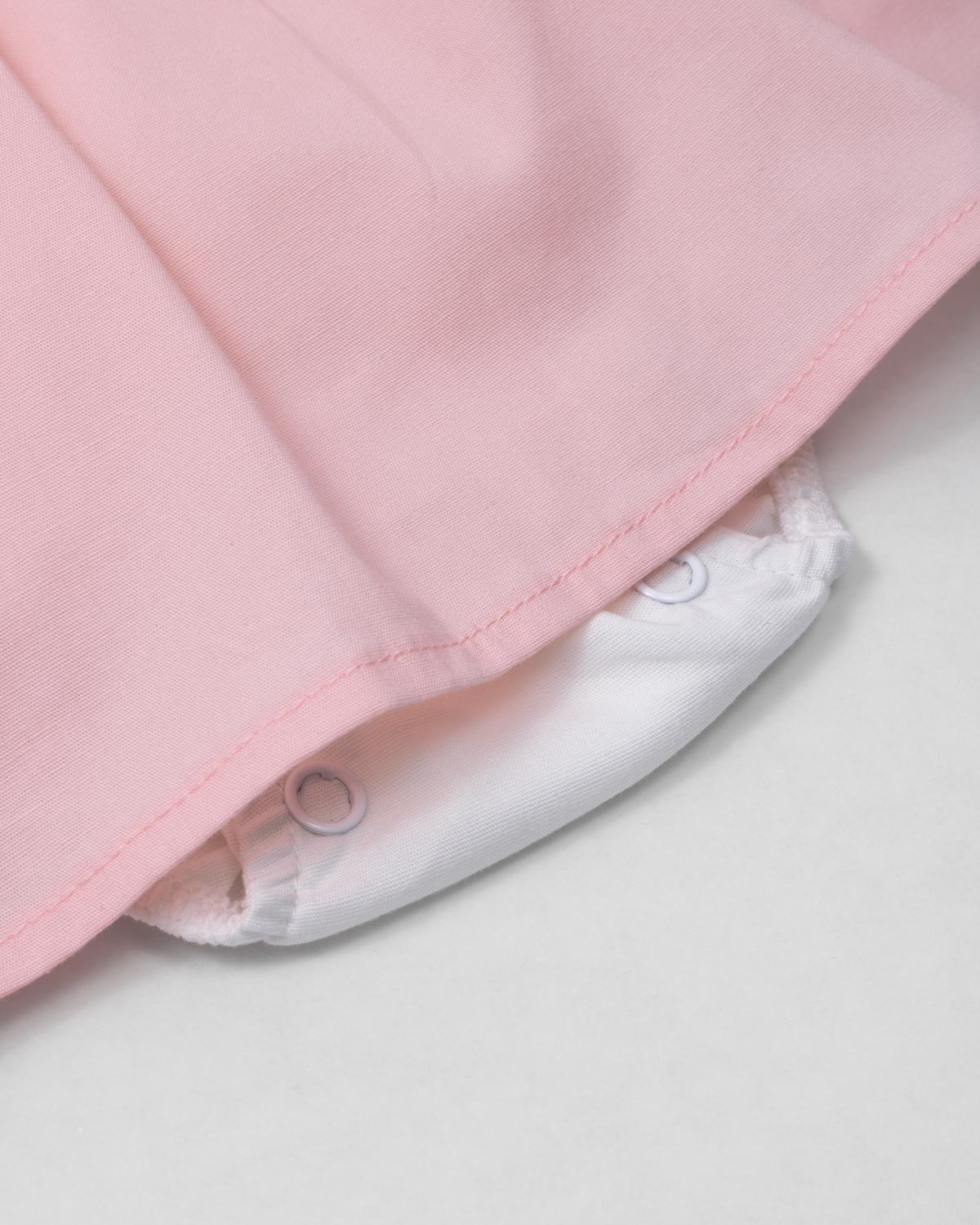 Vestido body en popelina con boleros y moño estampado en espalda para bebé niña