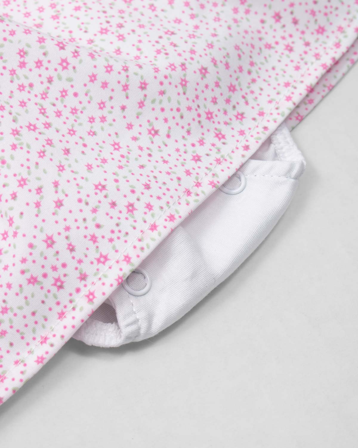 Vestido body de tiras estampado con moño rosa para bebé niña