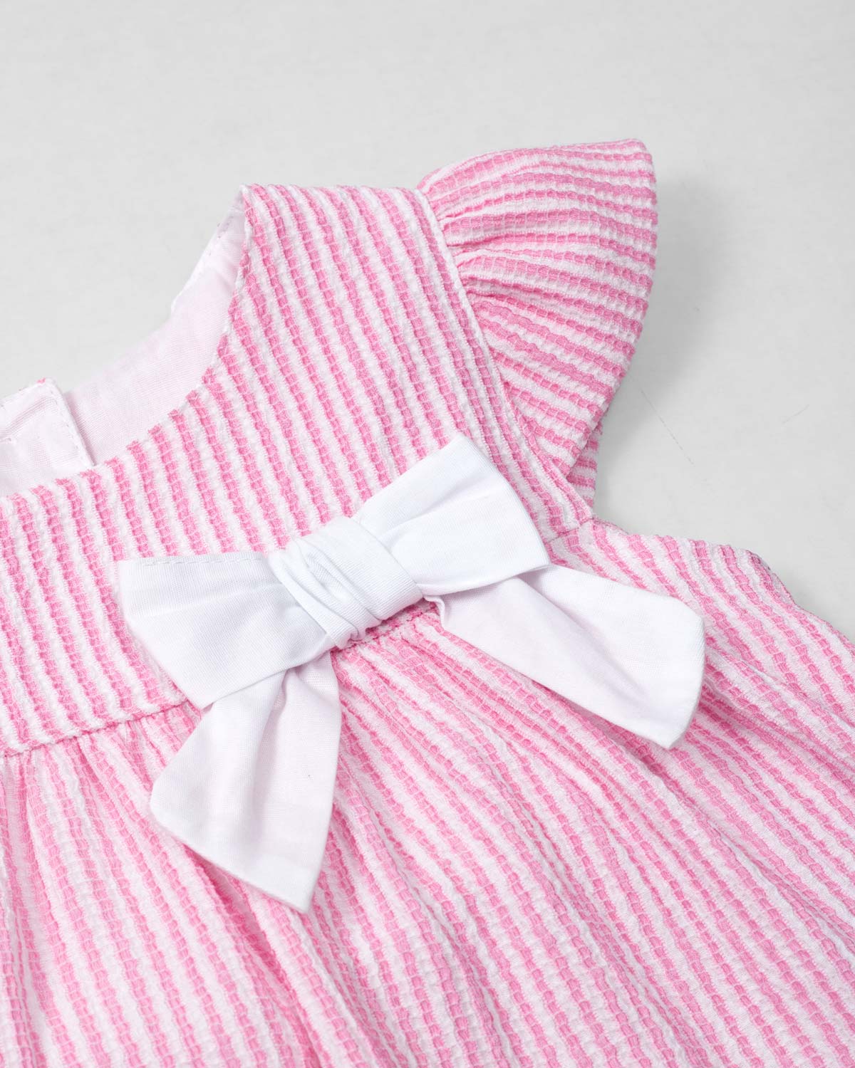 Vestido body de rayas rosa con orejas de conejito en espalda para bebé niña