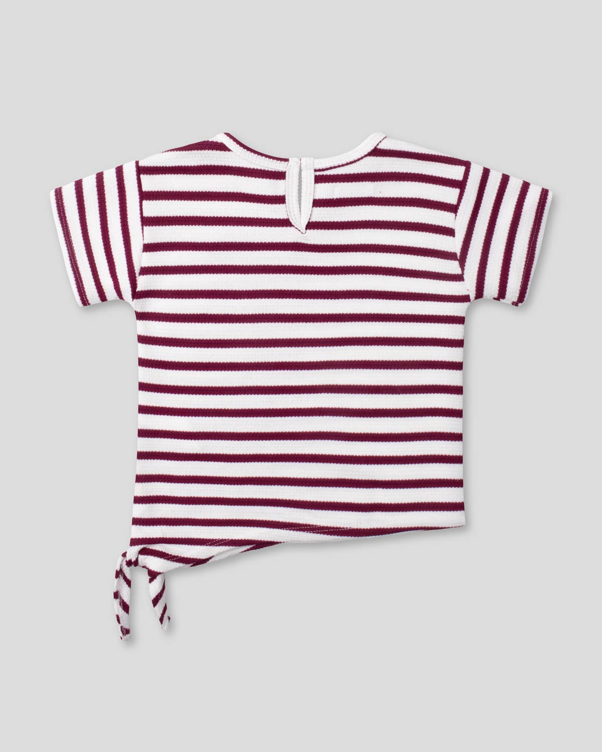 Camiseta blanca de rayas rojas con nudo para niña