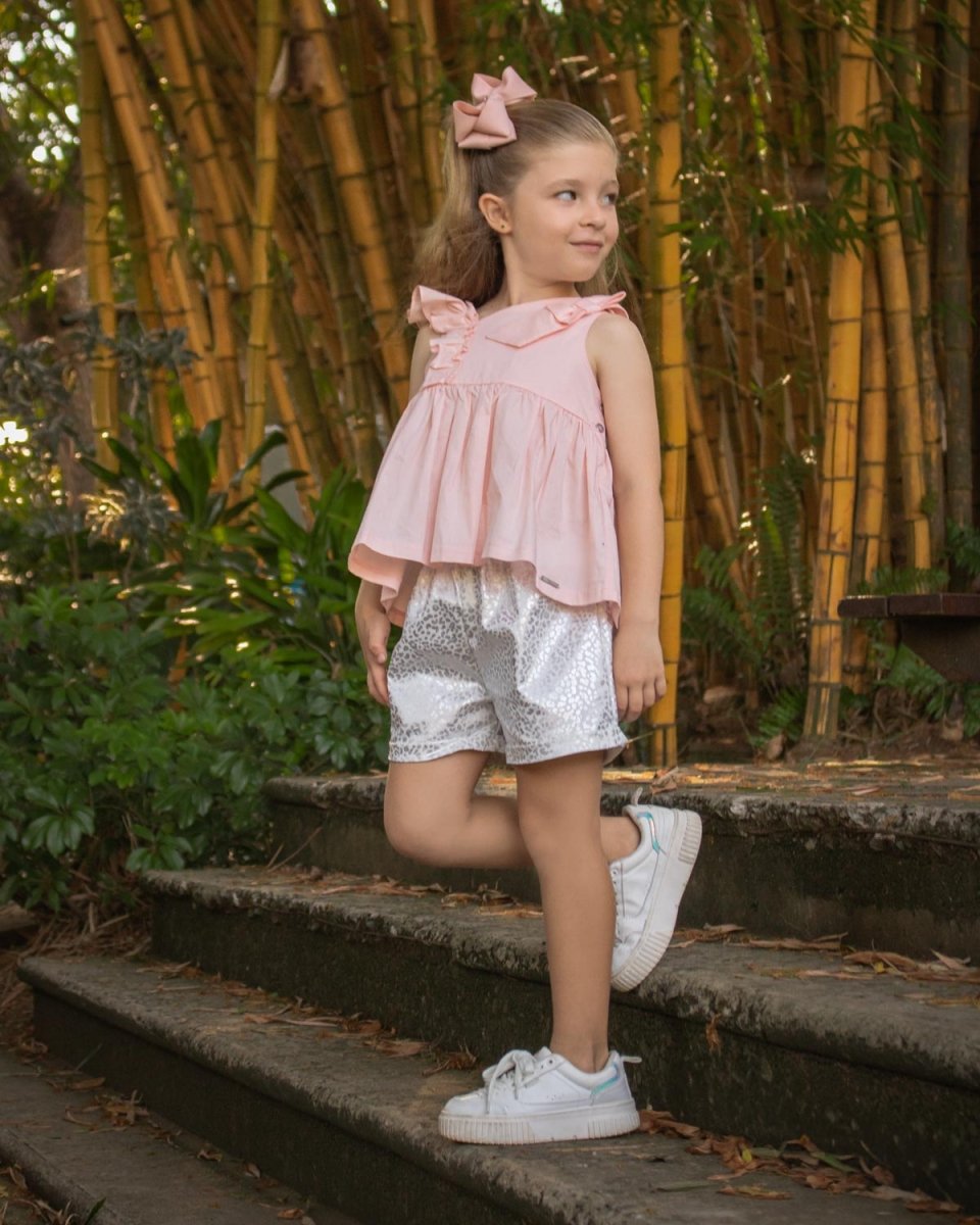 Conjunto blusa rosada de tiras botonadura en costado y short estampad Cielito