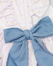 Vestido de tiras con líneas lilas, estampado de corazones dorados con boleros, moño azul y calzón para bebé niña - Cielito