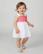 Vestido body blanco de tiras con textura tejida para bebé niña