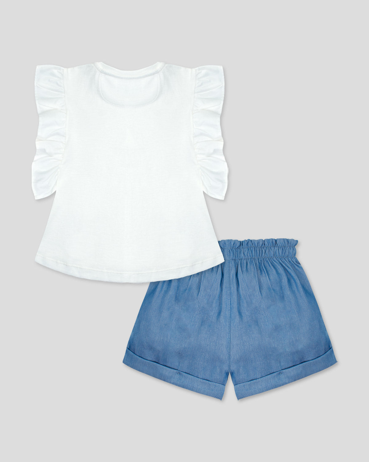 Conjunto blusa con boleros, aplique de aves y short en chambray azul con moño para niña