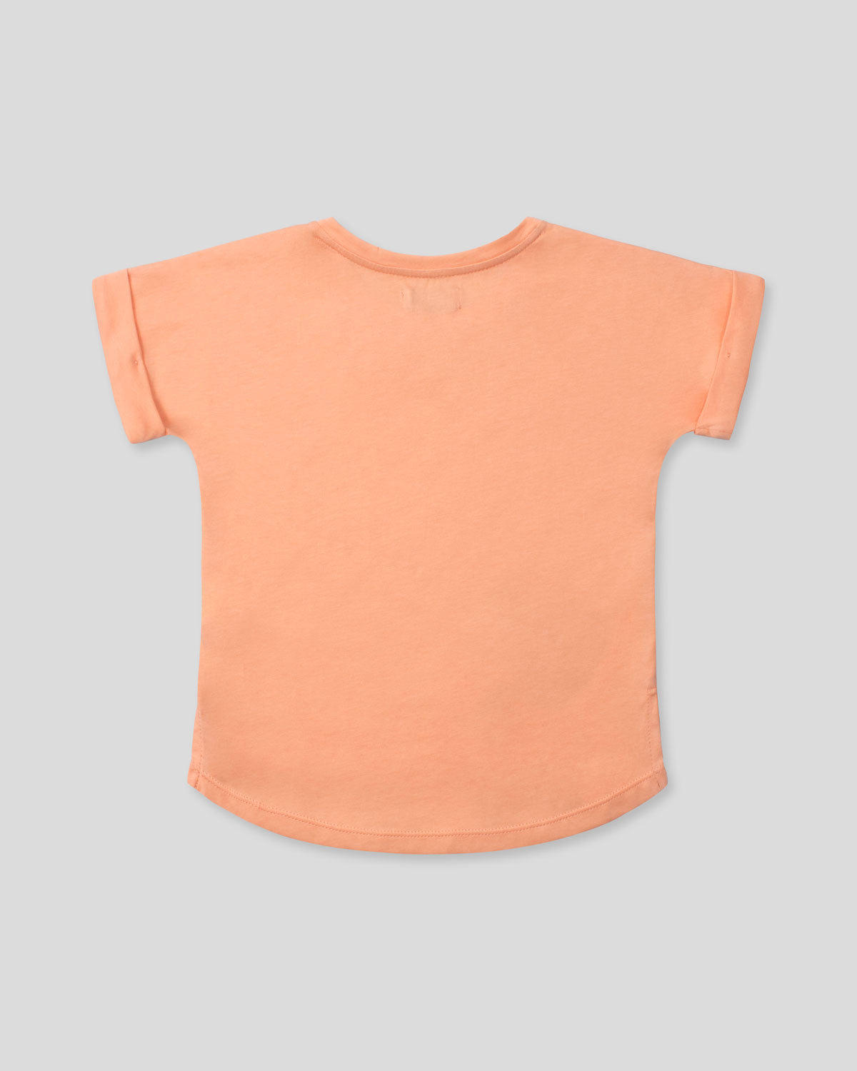 Camiseta coral con estampado de bolsito para niña