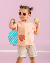 Camiseta coral con estampado de bolsito para niña