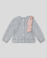 Saco gris con rayas blancas y moño palo de rosa satín en hombro para niña