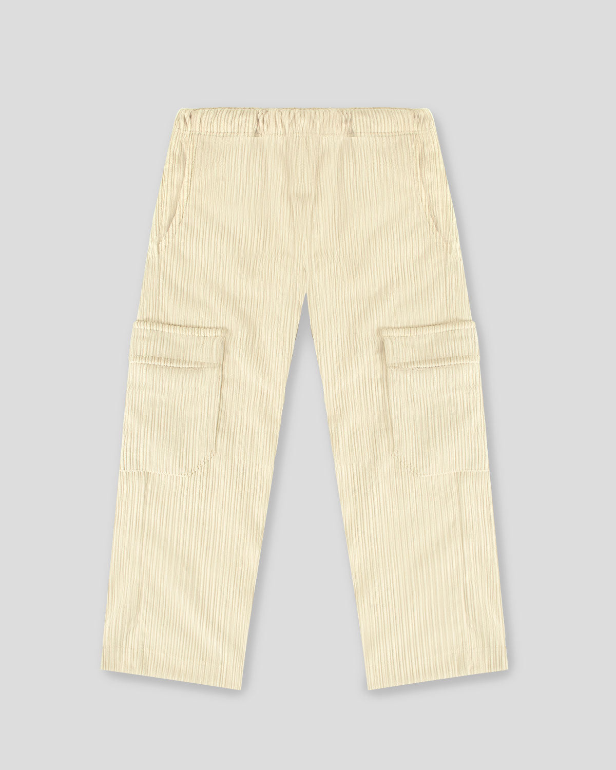 Pantalón beige tipo cargo con bolsillo para niña