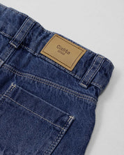 Jean denim marine fit con aplique brillante de estrellas para niña