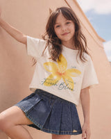 Falda short de pliegues para niña