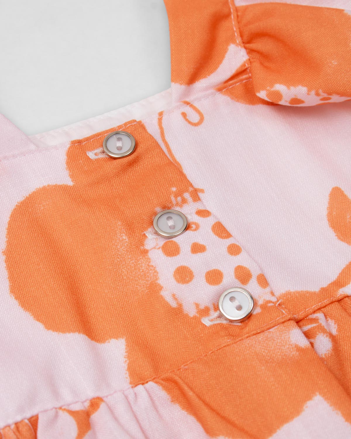 Vestido estampado de flores y terminado en bolero para niña