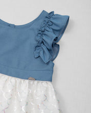 Vestido azul con falda blanca y tul con estampado tornasol para niña