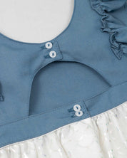 Vestido azul con falda blanca y tul con estampado tornasol para niña