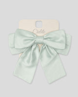Moño pinza verde menta satinado para niña