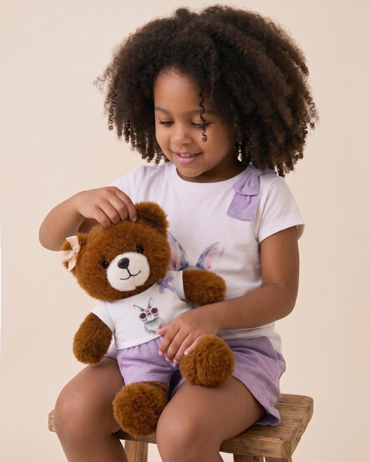 FR10005-modelo-con-oso-1_jpg.jpg