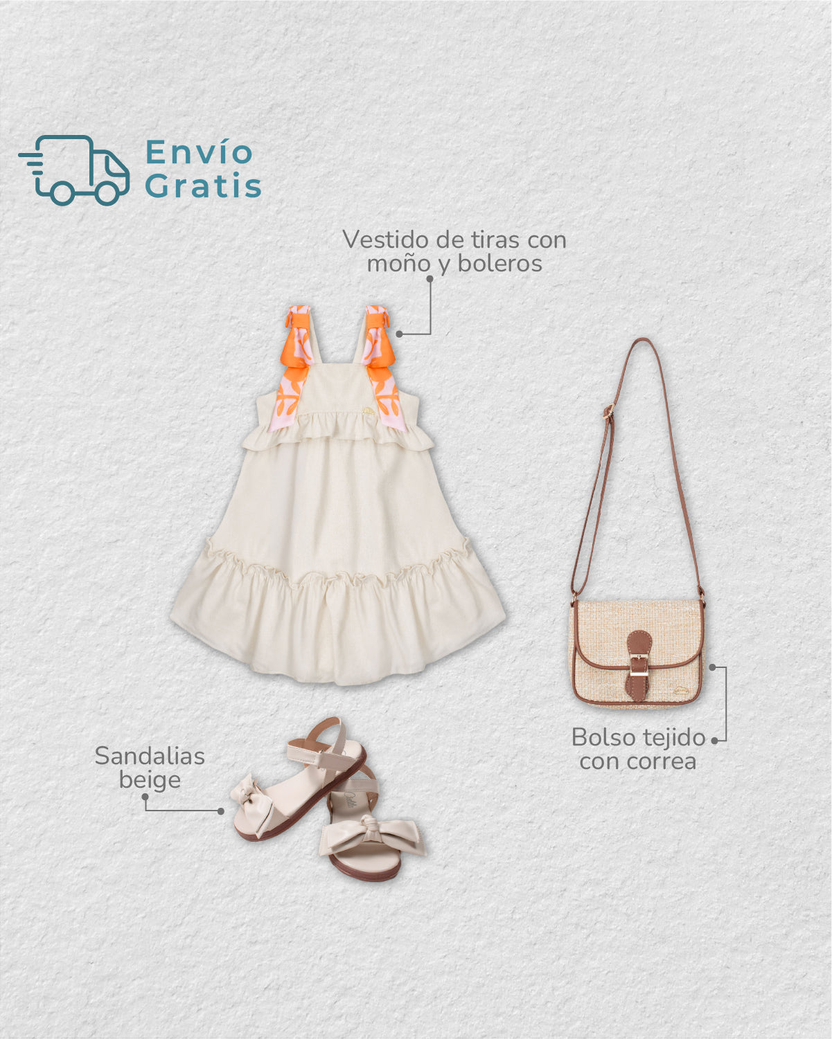 Total look con bolso, vestido y sandalias para niña.
