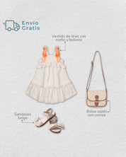 Total look con bolso, vestido y sandalias para niña.