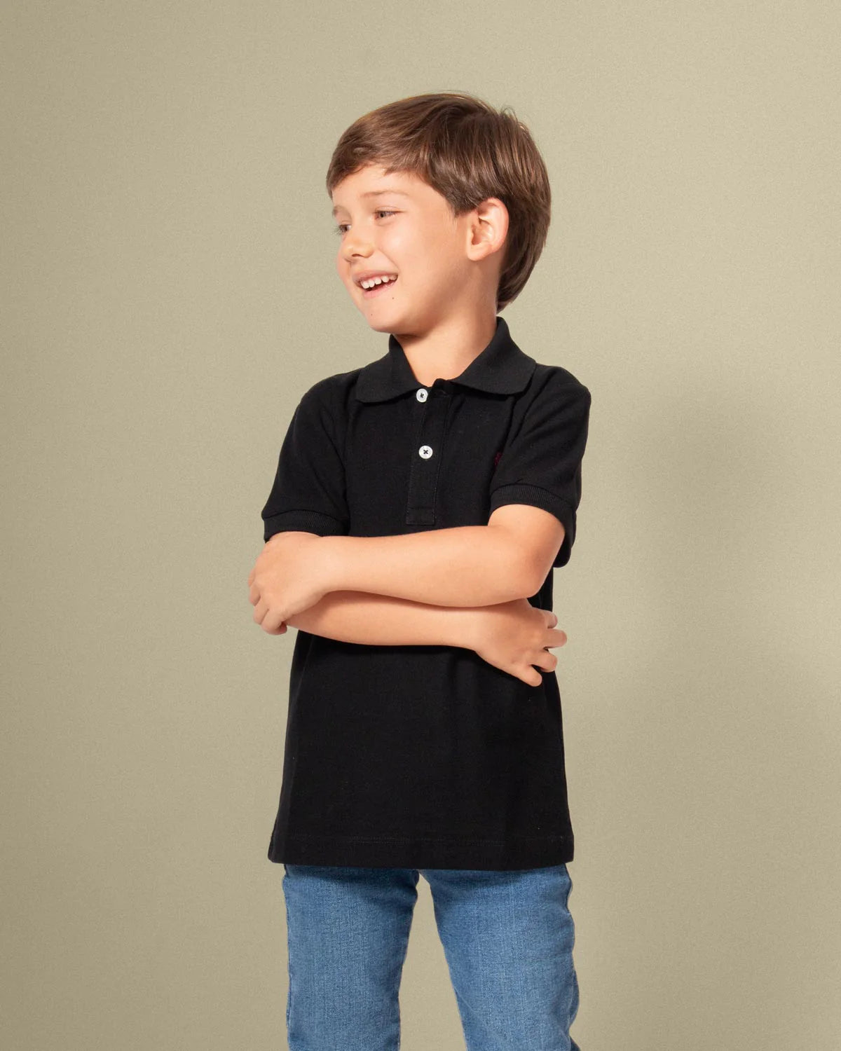 Camiseta polo pique algodón negro para niño