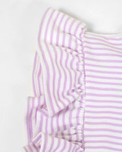 Camiseta de líneas moradas con boleros para niña - Cielito