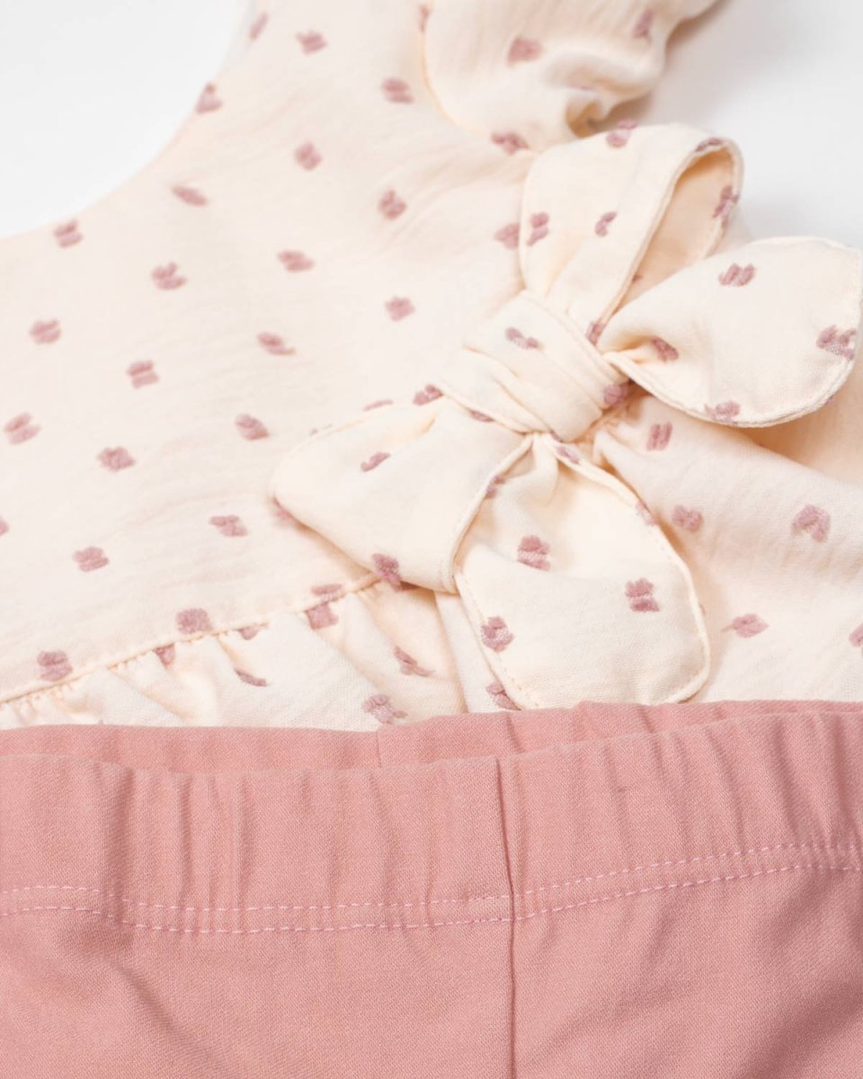 Conjunto blusa crema con puntos y pantalón rosado para bebé niña - Cielito