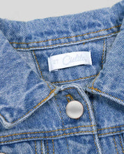 Chaqueta denim con bolsillos para niña