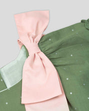 Vestido verde con detalle de moño en hombro y boleros para niña - Cielito