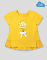 Camiseta mostaza con estampado de flores y boleros para niña